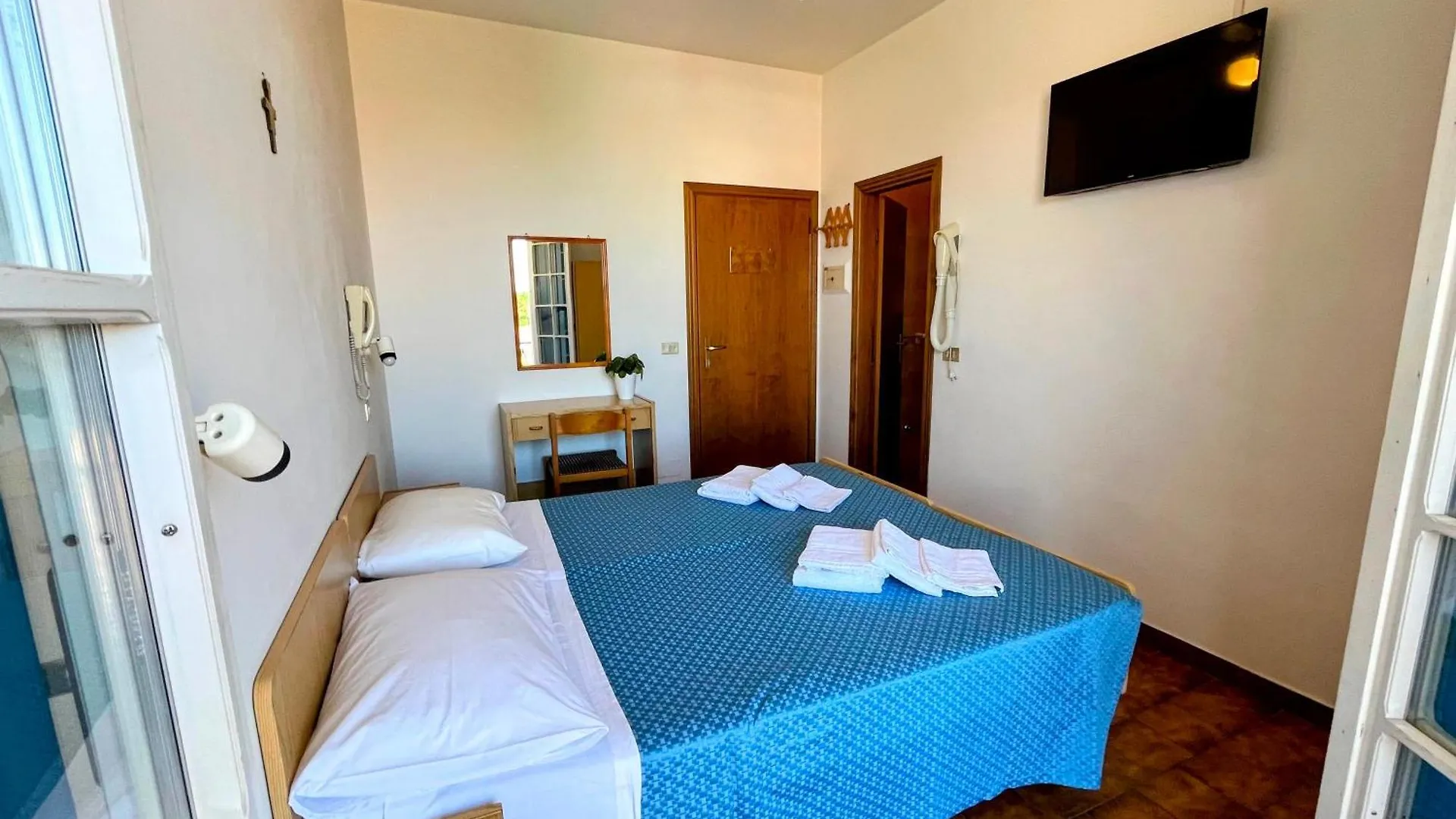 Nocleg ze śniadaniem Dipendenza Beb Villa Denny Rimini
